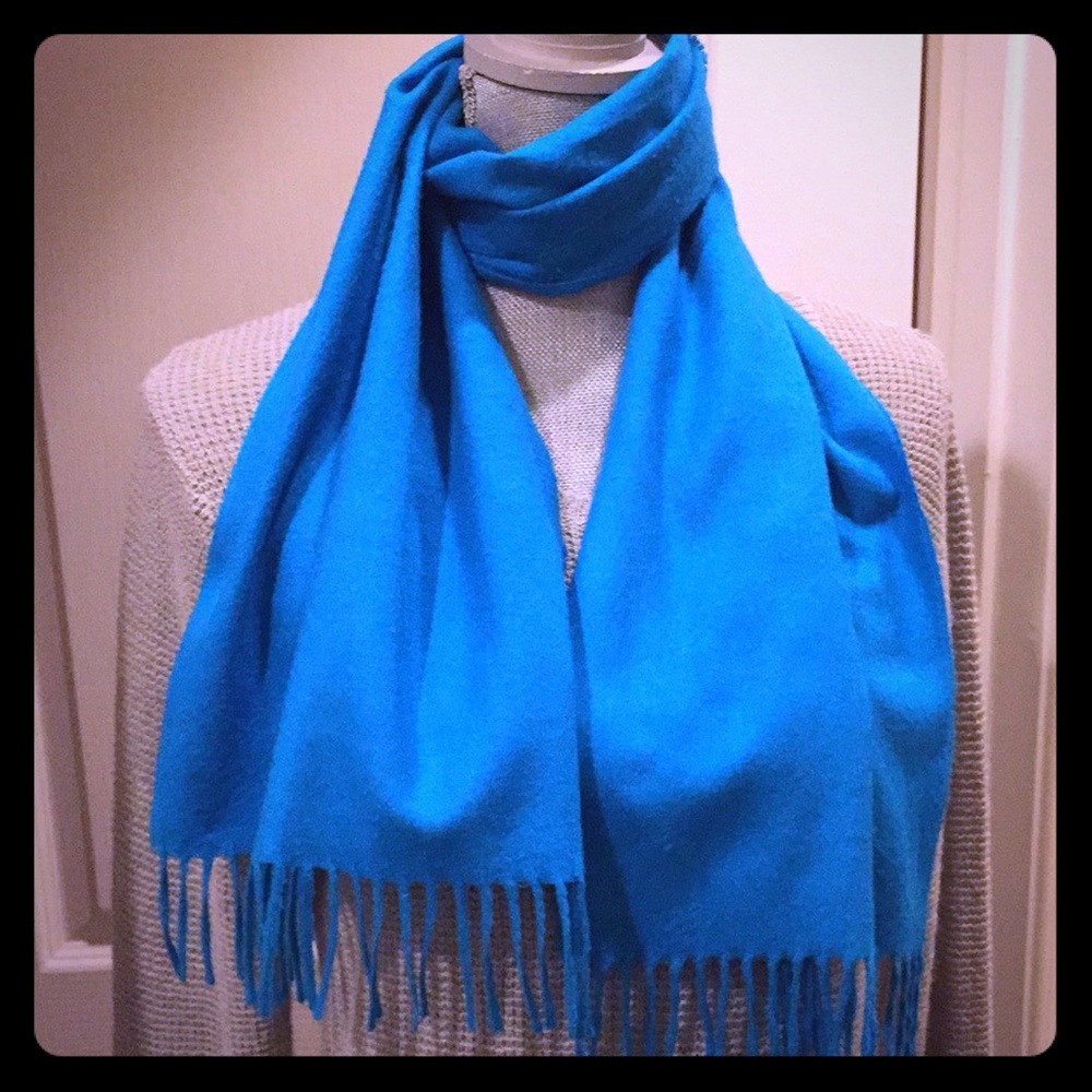 Vintage Blue Scarf - Picture 1 of 7